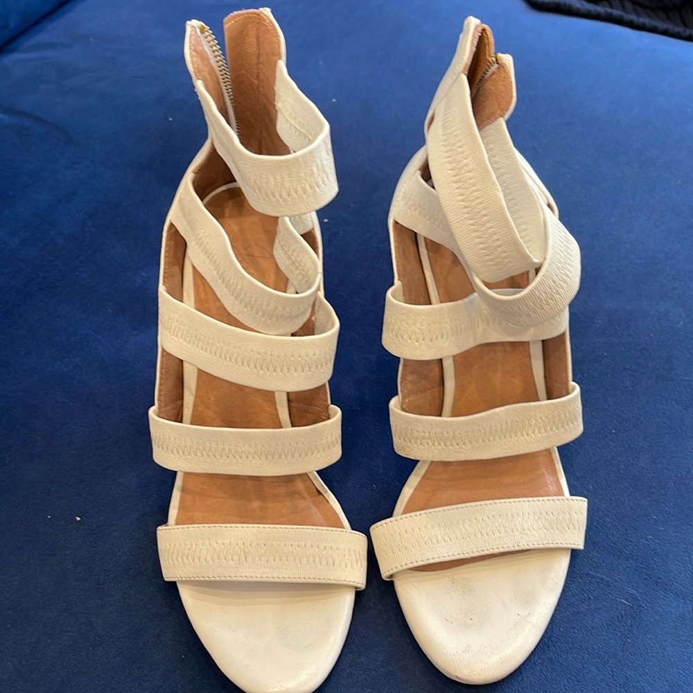 Joie leather heels